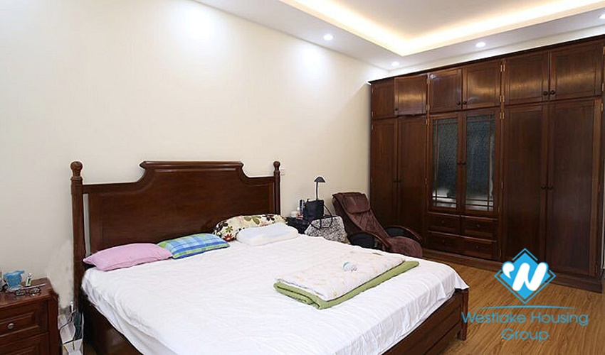 Fully furnished villa for rent with five bedrooms, very open living space